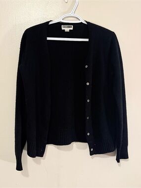 Giordano Black Button-Front Women's Cardigan